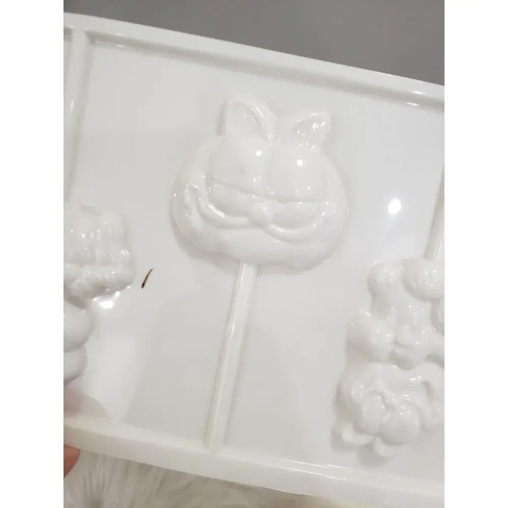 RARE Vintage Wilton Garfield Hard Candy Mold Plastic Candy On Stick Cat‎ Candy